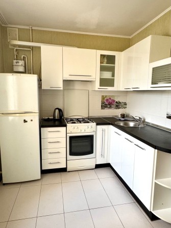 Простора квартира по вул. Новопричистенська 82 - фото 1