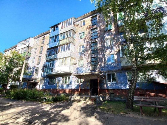 Продам 2 кімнатну квартиру , в цегляному будинку – р-н Лук'яненко Чернигов