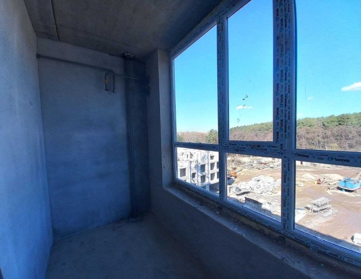 Продаж 2 кімнатної квартири з штукатуркою в парковій зоні - фото 1