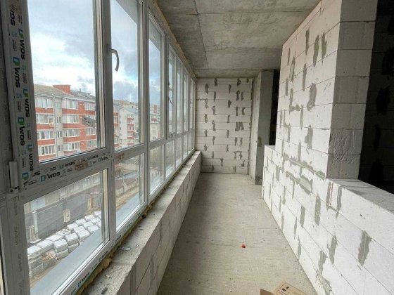 2 кімн вул. Тролейбусна , 72 м2. Новобудова Тернополь