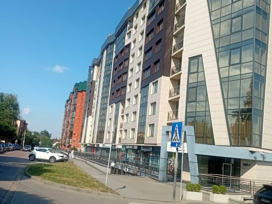 2-кімн. новобуд. вул.Володимира Великого(Герцена) 2-а ( Парус) 76м.кв. Черновцы