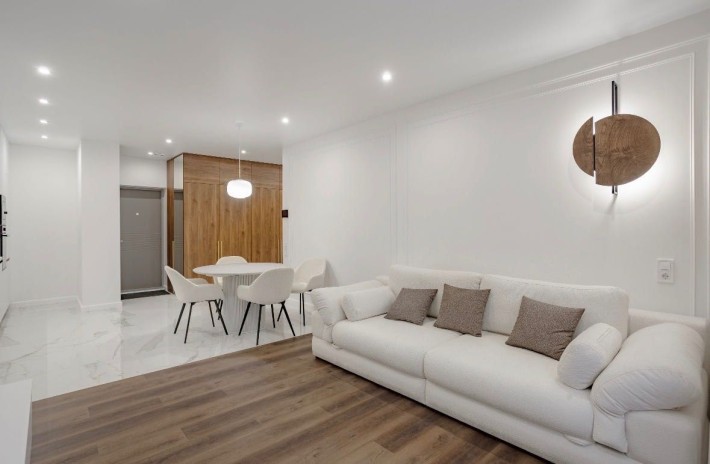 Продається 2-кімнатна+кухня-студія - фото 1