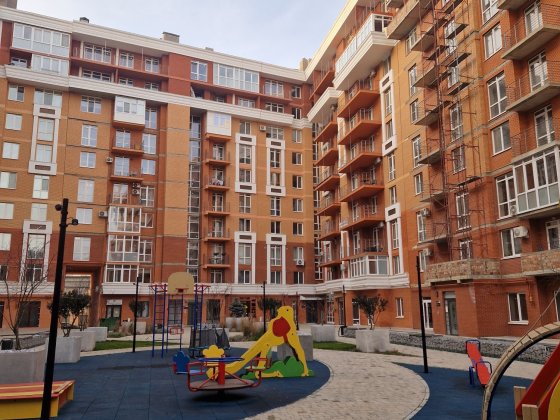 Продається 2-к. новоб. пр-т. Незалежності (Ромтісбуд) Черновцы