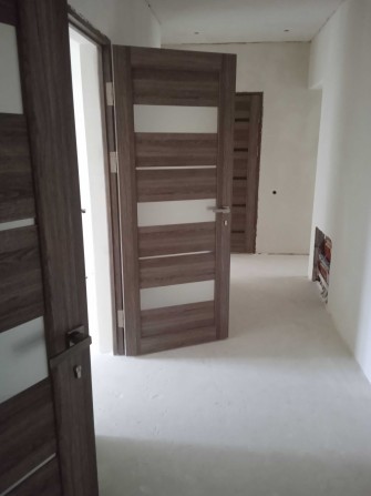 Продам з-кімнатну квартиру 101 м.кв по вул.Будівельників - фото 1