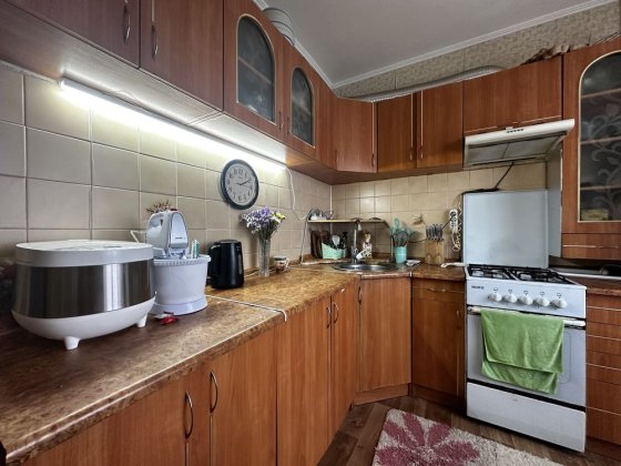 Продам 3х комн кв счетчик тепла! Ул. Независимости, Масаны. Чернигов