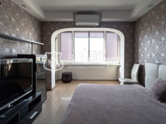 Квартира, 2к. Гарний стан. Шумського, 8а, Березняки, Дніпровський р-н Київ