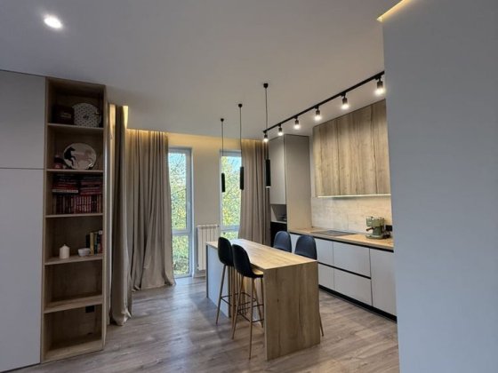 Продаж квартири по вул. Вільмоша Ковача Ужгород