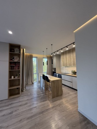 Продаж квартири по вул. Вільмоша Ковача - фото 1