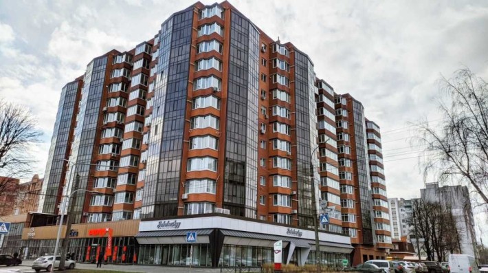 Пропонуємо до продажу 1 кімнатну квартиру в новобудові в центрі міста - фото 1