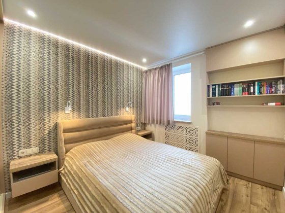 Від власника! Продам 2х кімн. Метро "Лук'янівська". Вулиця Іллєнка, 5 Київ