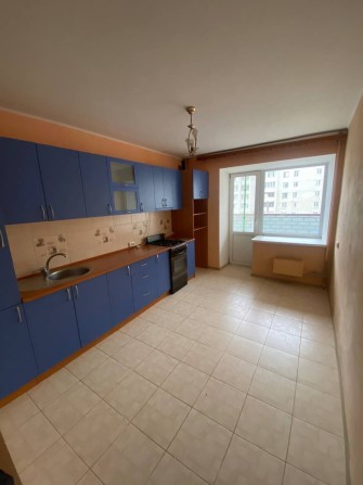 Продам 3х комн.80 м2   Волковича 2б - фото 1