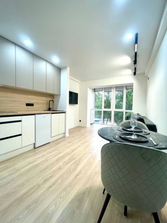 Смарт-квартира з новим ремонтом! - фото 1