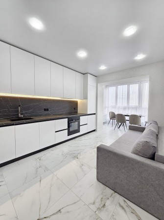 Квартира в новобудові з новим ремонтом. Видова.Центр.ЖК Даймонд холл - фото 1