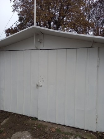 Сдам гараж искра,заболотного жюлио кюри ,300м от заболотного - фото 1