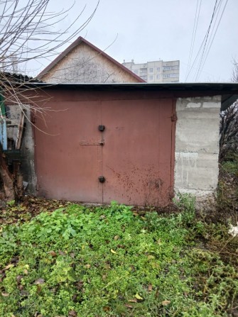 Сдам гараж район  первый занасыпь возле 16 школы. - фото 1