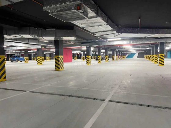 Продаж паркомісця у ЖК на Спортивній