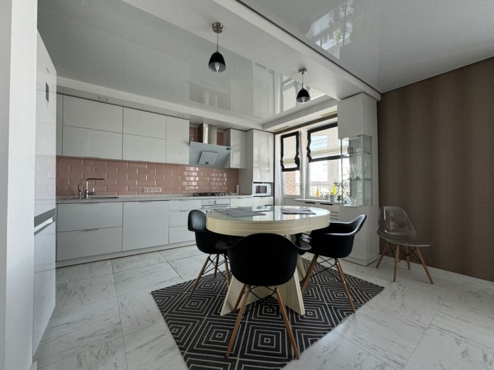 Дизайнерська квартира по вул. Незалежності - фото 1