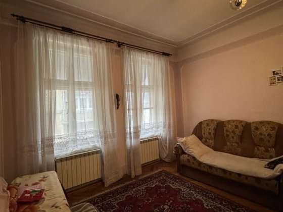 Квартира 4к Центр! Топ локація! вул. Богомольця! Черновцы