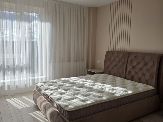 Продається три кімнатна новобудова Чернівці