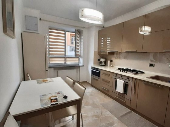 Продається 2-х кімнатна новобудова на Рівненській Черновцы