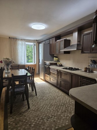 Простора квартира 98м2, газове опалення, Ремонт, гар - фото 1