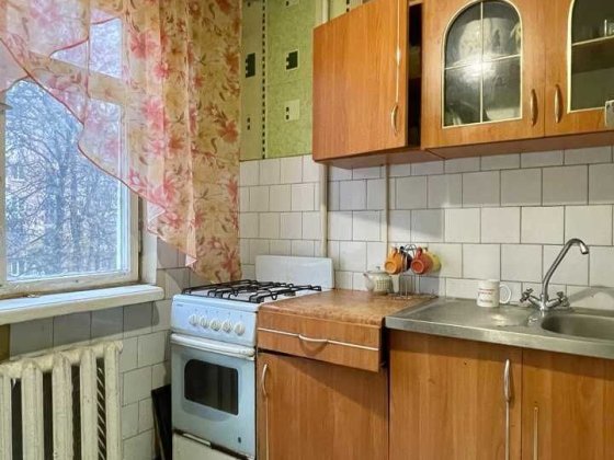 Продам 2-кімнатну квартиру в центрі! Вал! Чернігів