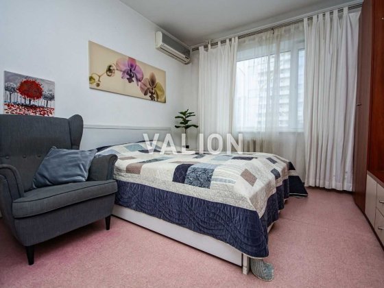 Продаж 2к квартири з ремонтом по вул. Вишняківська 5, ДЕРЖПРОГРАМИ Київ