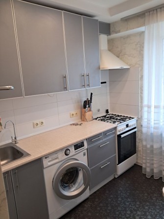 Продаж 2-х кімнатної квартири в Дарницькому районі,вул.П.Чубинського - фото 1