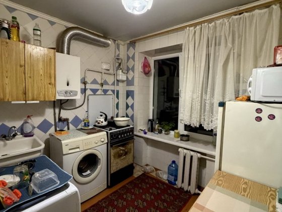 Класна двокімнатна Хоменка 16 цегляний будинок Черкассы