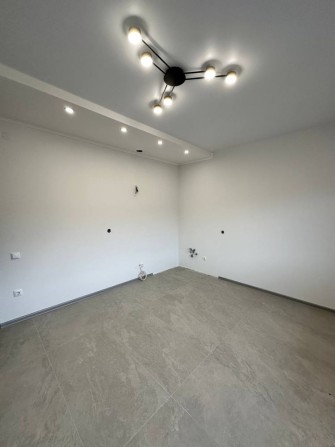 Продаж 2 кімнатної квартири / Новобудова - фото 1