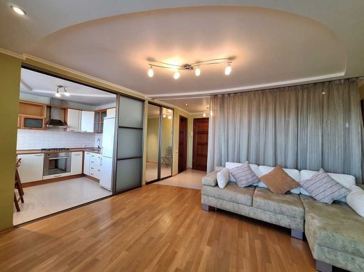 Продаж 2-кім кв, тихий центр, р-н "АПЕЛЬСИН". Заходь і живи! - фото 1