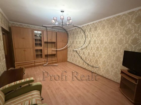 Продаж 1 кімн. кв/Олександри Екстр/Проспект Червоної Калини Київ