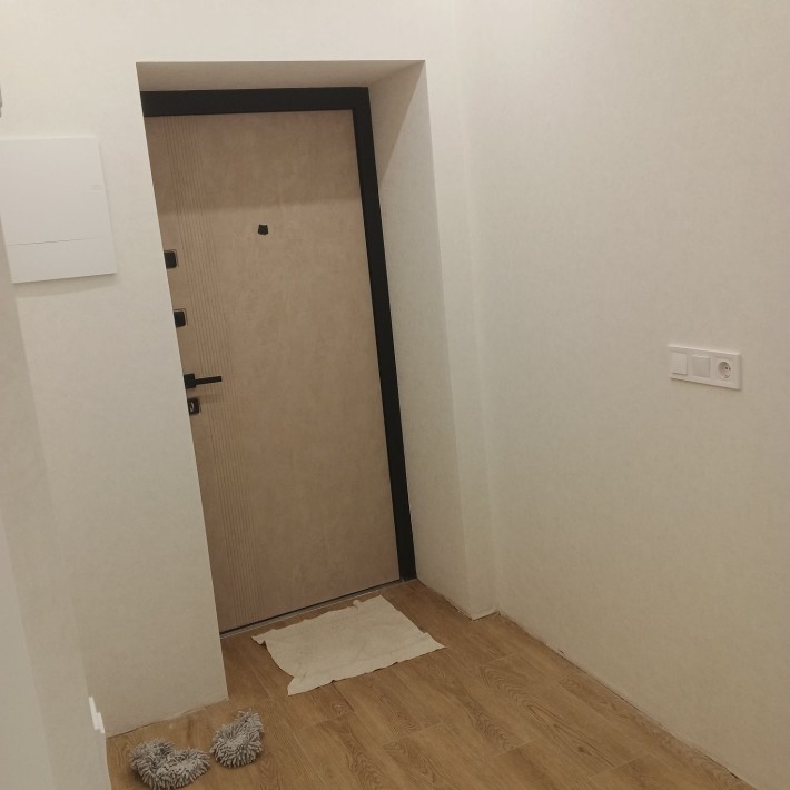 Продаю однокімнатну квартиру в центрі міста - фото 1