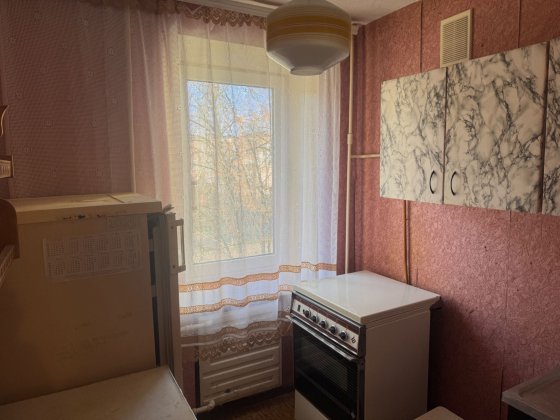 1 кімнатна по вул. Захисників України, площа 32 кв.м Чернигов