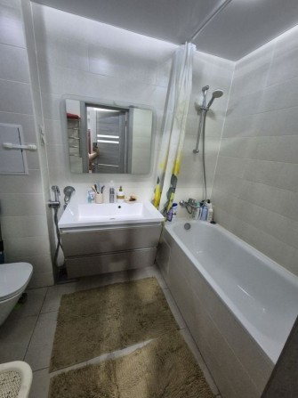 Продам 3 кімнатну квартиру - фото 1