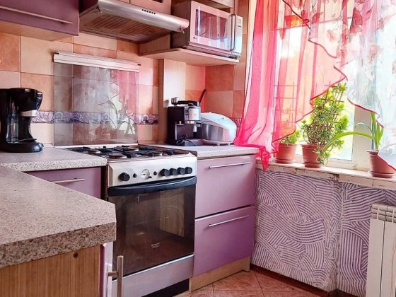 Продаж великої 2кім. квартири. Ремзавод Лютна Чернігів