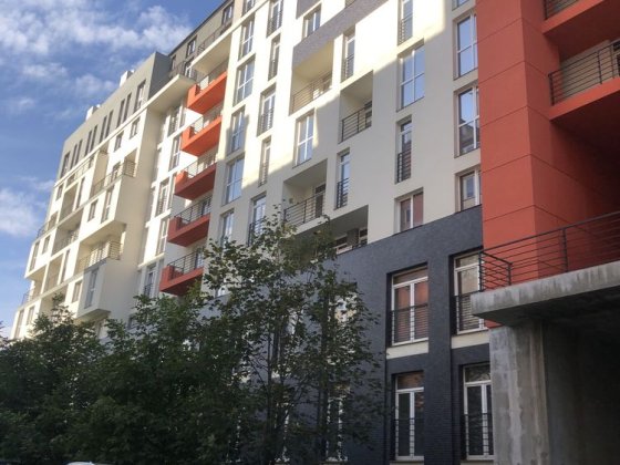 Продам новобудову на Руській Черновцы