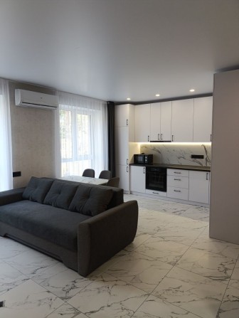 Сучасна та стильна однокімнатна квартира, вул. Мечникова - фото 1