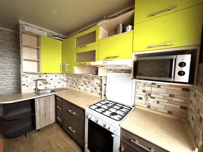 Продаж 3-кімнатної квартири ринок Нива - фото 1