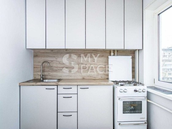 Терміново! Тичини 28 Березняки 3окремі,Русанівка,Лівобережна,озеро Київ