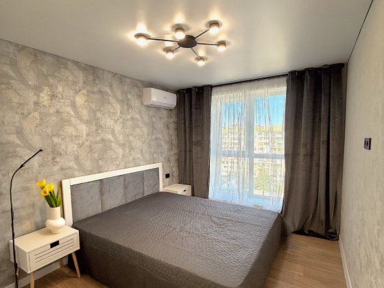 Квартира в центрі з ремонтом Черкассы