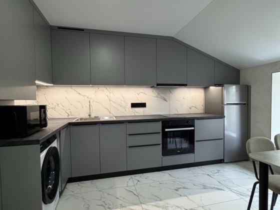 Продаж класної однокімнатної квартири , ремот, меблі, техніка Черкассы