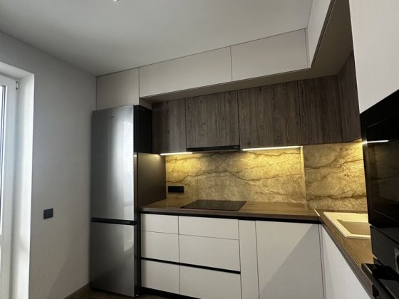 Продам! Сучасна 2х кімн нова кв в новому домі! Чернігів