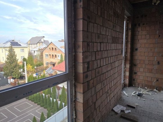 Видова новобудова по вул.Київській Черновцы