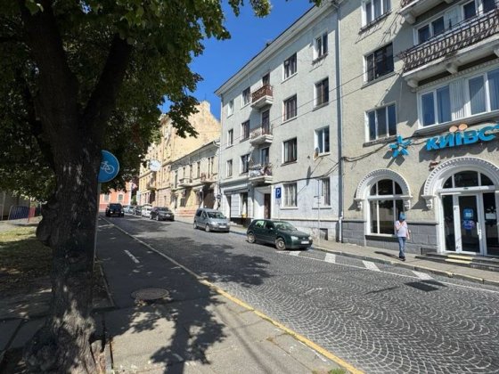 Продаж квартири Соборна площа Чернівці