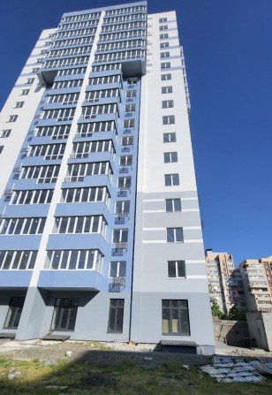 Продається 1 кімнатна квартира в новобудови на Митниці - фото 1