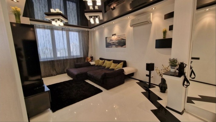 Квартира Києві вул Олени Пчілки - фото 1