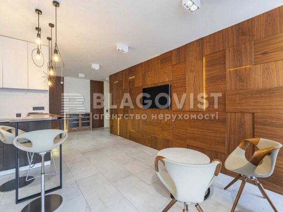 3-х кімнатна квартира 92  м2 ,  ГолосіЇво , Практична , 2 Киев