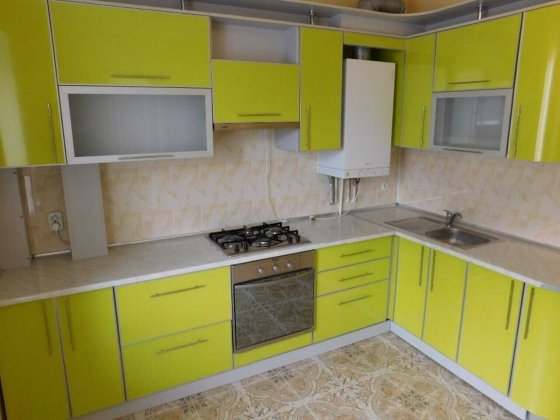 Продається 3-кімнатна квартира з ремонтом на Поділлі Винница