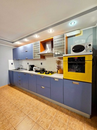 Продаж 3к квартири в цегляному будинку, Тихий Центр - фото 1